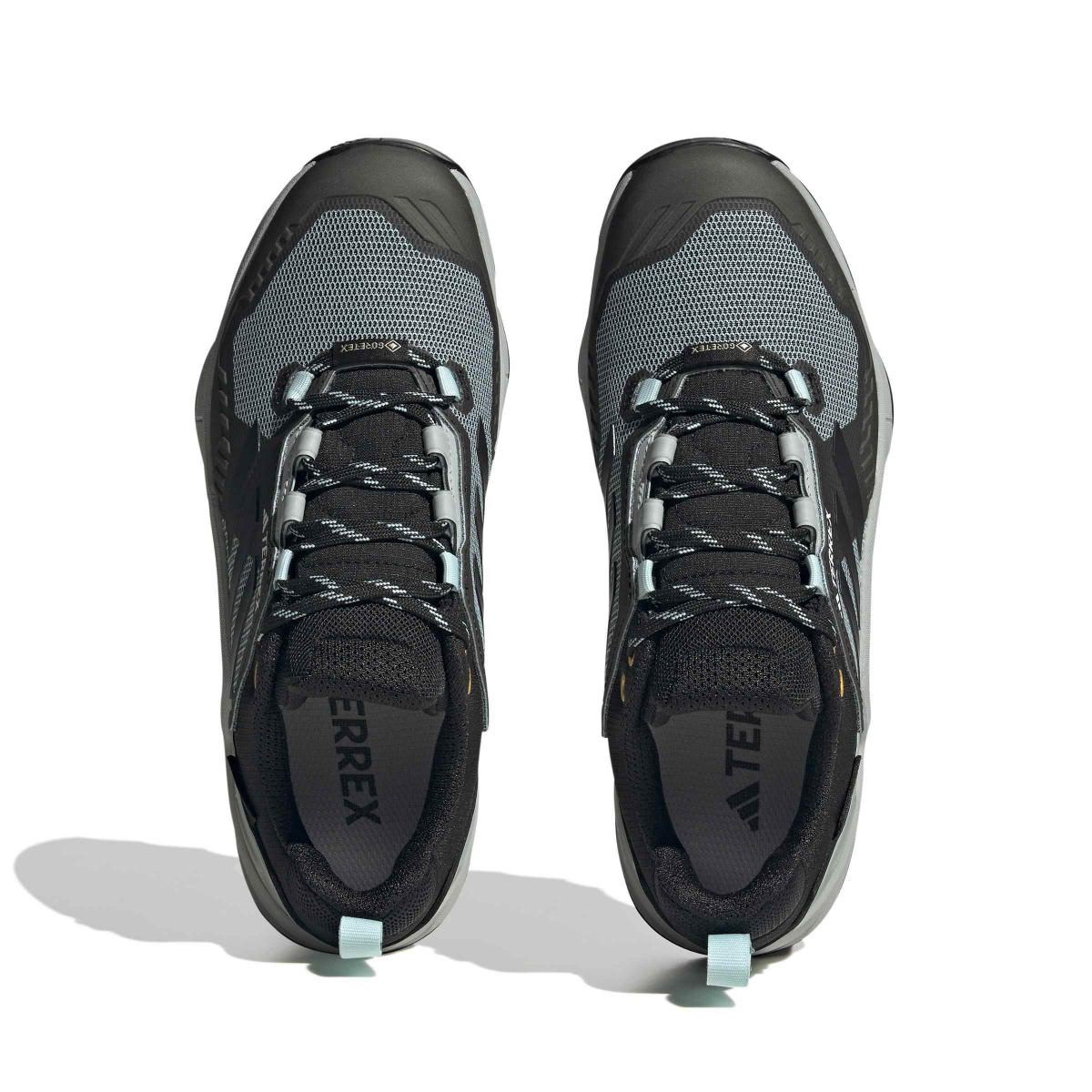 product/2/0/2025_09_adidas_if2403_3_footwear_photography_top_portrait_view_white.jpg