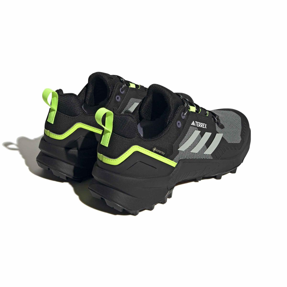 product/2/0/2025_09_adidas_if2408_7_footwear_photography_back_lateral_top_view_white.jpg