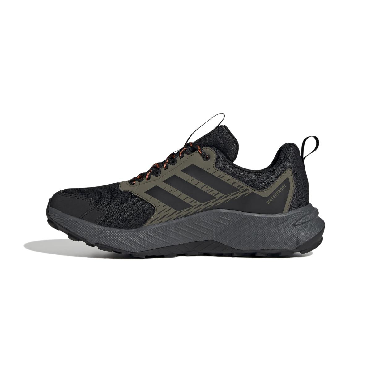 product/2/0/2025_adidas_jr7768_5_footwear_photography_side_medial_center_view_white.jpg