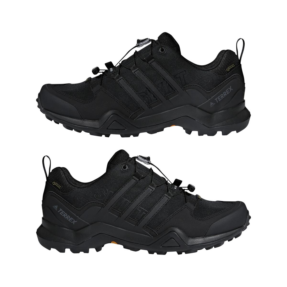 product/a/d/adidas_cm7492_11_footwear_photography_mirrored_pair_view_white_000.jpg