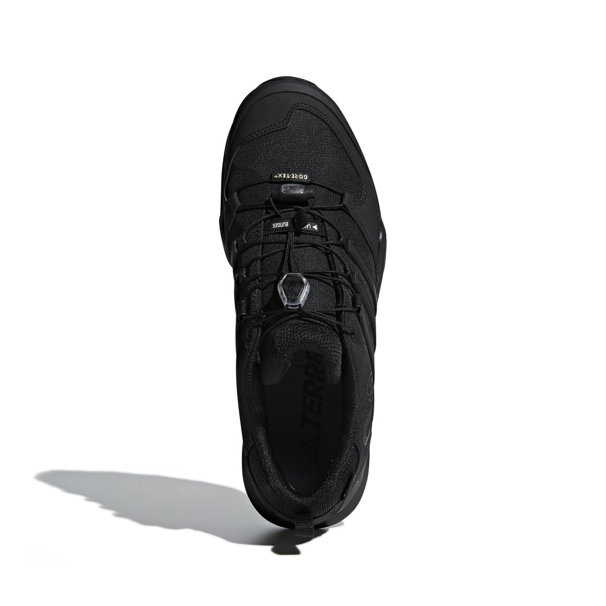product/a/d/adidas_cm7492_3_footwear_photography_top_portrait_view_white_000.jpg