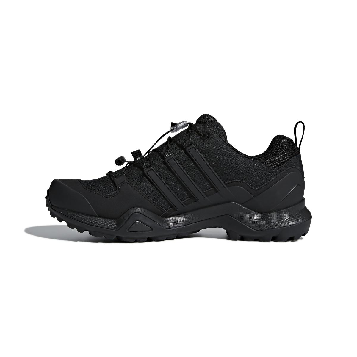 product/a/d/adidas_cm7492_5_footwear_photography_side_medial_center_view_white_000.jpg