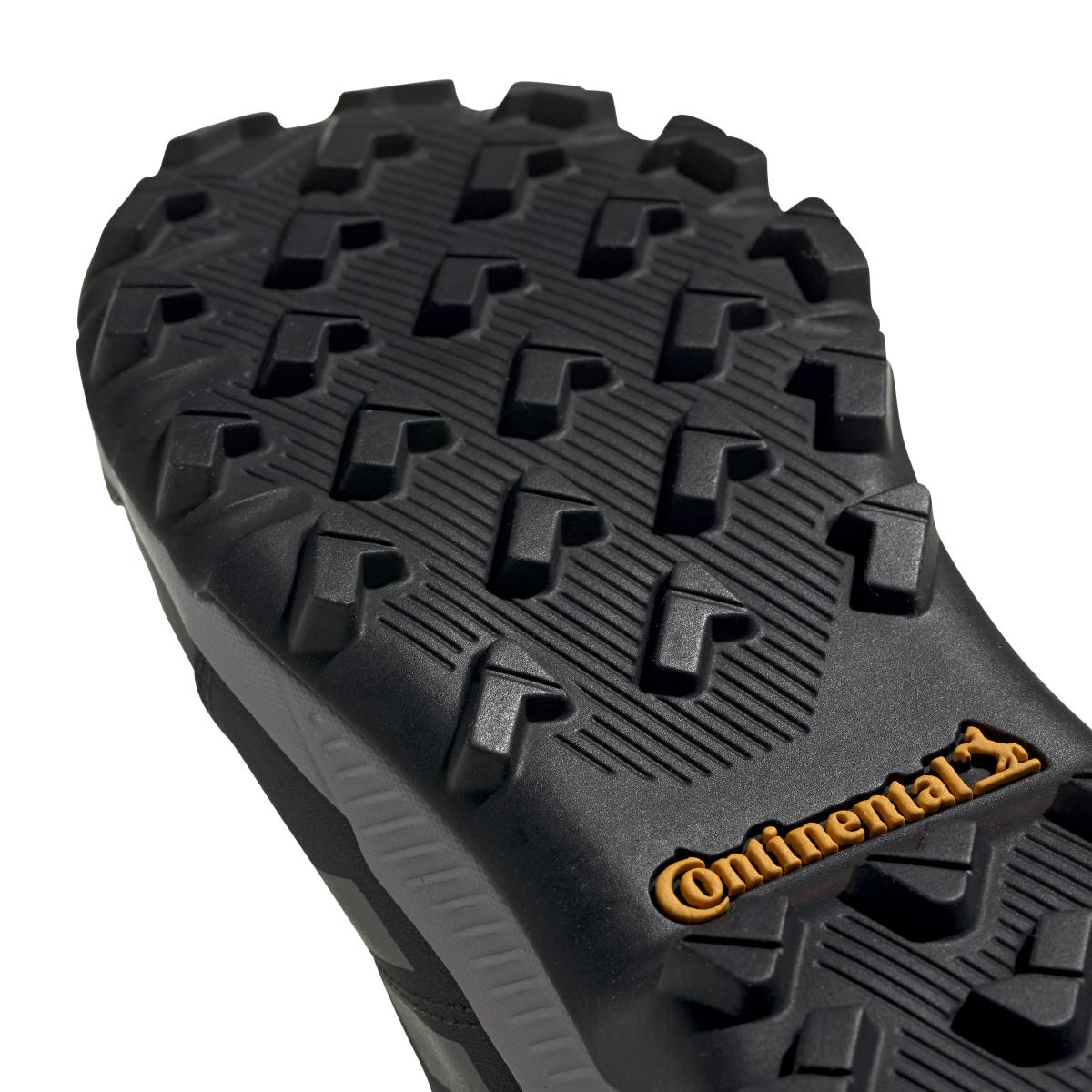 product/a/d/adidas_fu7268_10_footwear_photography_detail_view_3_white_000.jpg