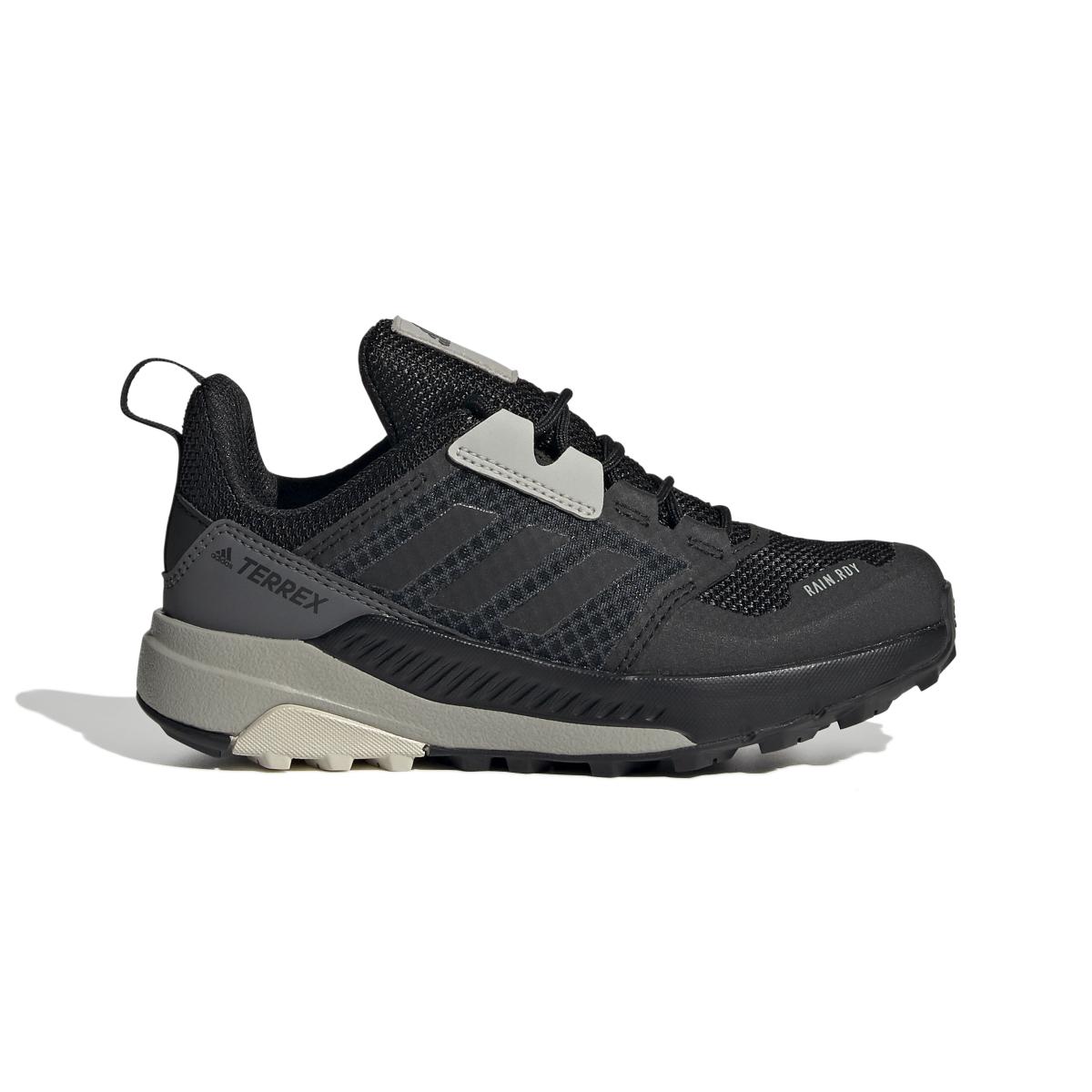 product/a/d/adidas_fw9327_1_footwear_photography_side_lateral_center_view_white_000.jpg