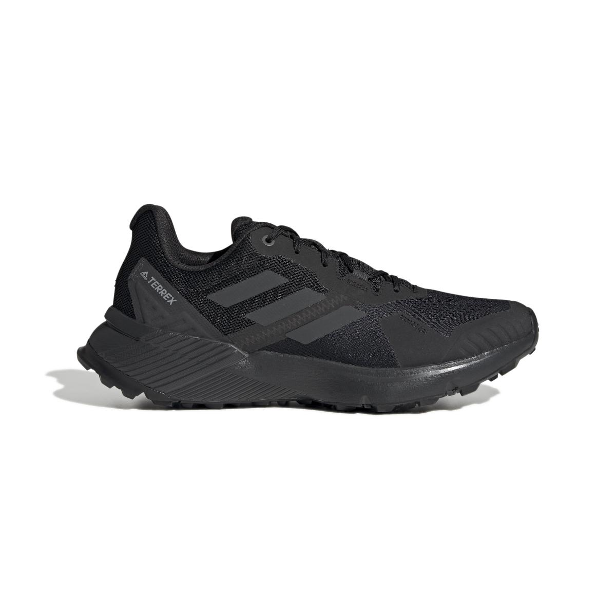 product/a/d/adidas_fy9215_1_footwear_photography_side_lateral_center_view_white_000.jpg