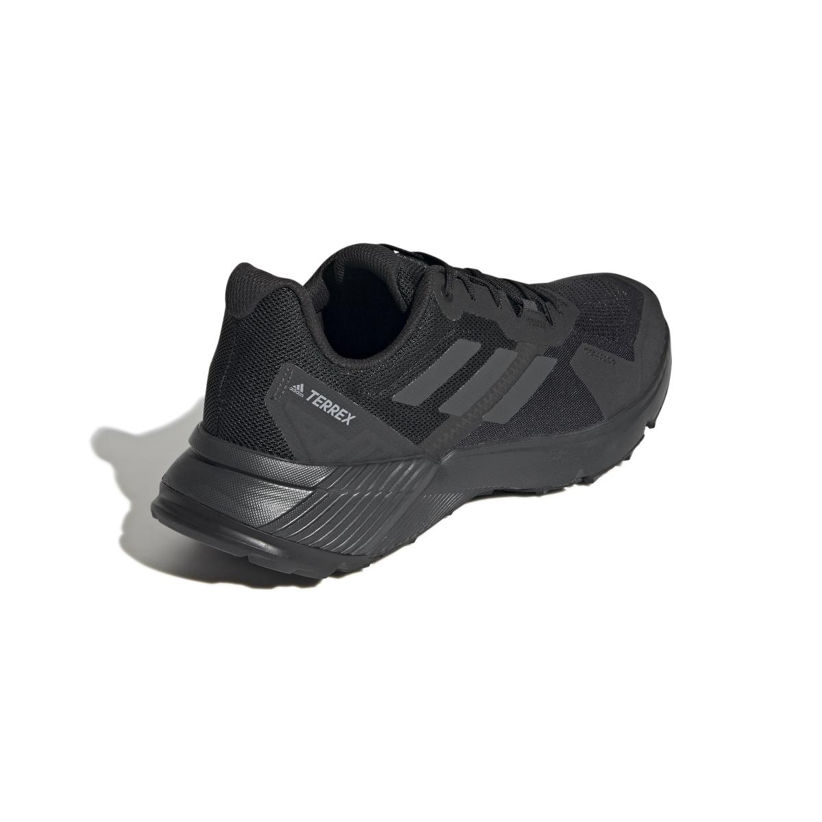 product/a/d/adidas_fy9215_7_footwear_photography_back_lateral_top_view_white_000.jpg