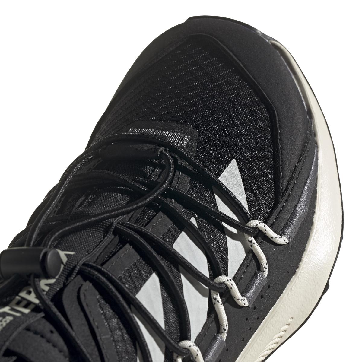 product/a/d/adidas_fz2228_8_footwear_photography_detail_view_1_white_000.jpg