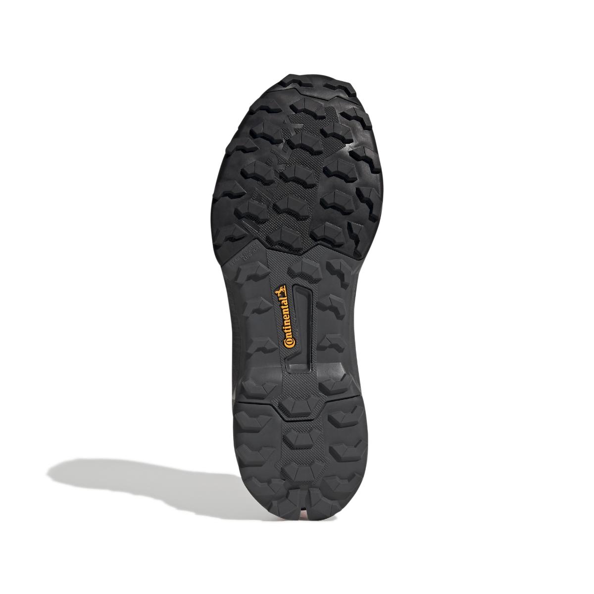 product/a/d/adidas_fz3285_4_footwear_photography_bottom_view_white_000.jpg