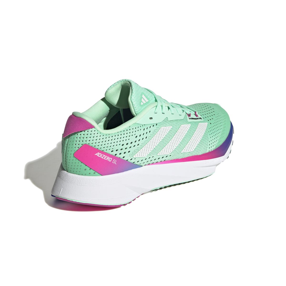 product/a/d/adidas_gv9090_7_footwear_photography_back_lateral_top_view_white_000.jpg
