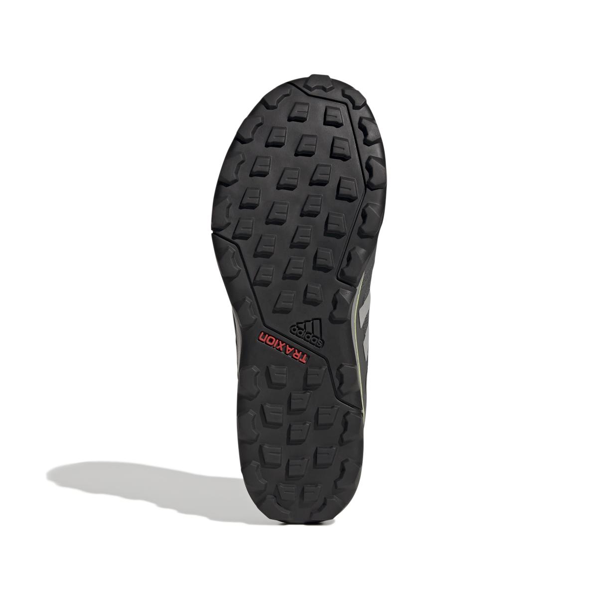 product/a/d/adidas_gz3961_4_footwear_photography_bottom_view_white_000.jpg