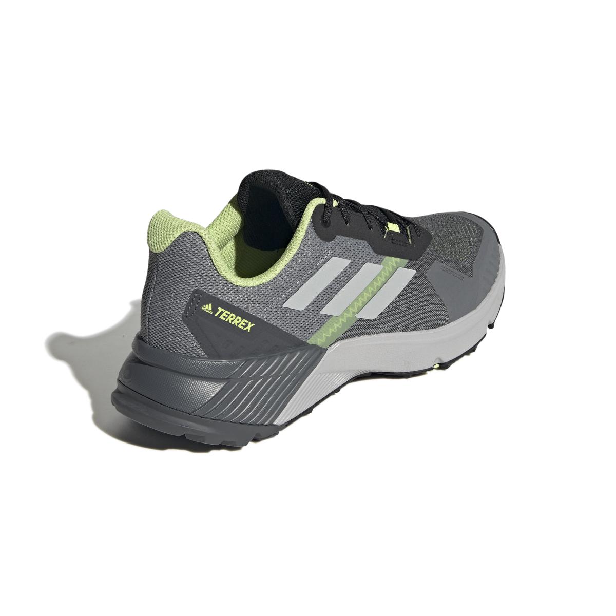 product/a/d/adidas_gz9034_7_footwear_photography_back_lateral_top_view_white_000.jpg