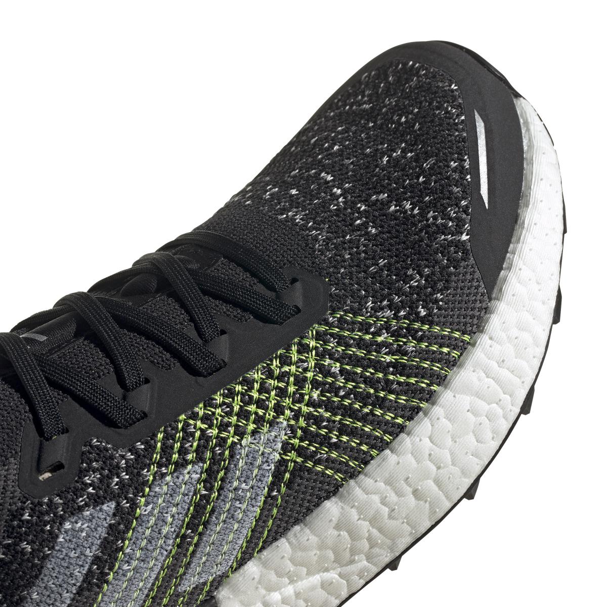 product/a/d/adidas_h69066_8_footwear_photography_detail_view_1_white_000.jpg