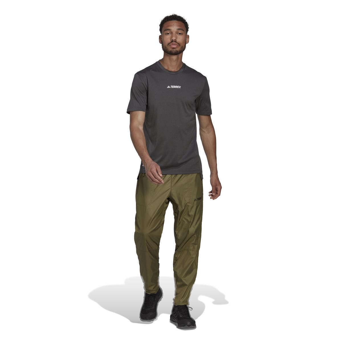 product/a/d/adidas_hi1605_6_apparel_on_model_standard_outfit_view_white.jpg