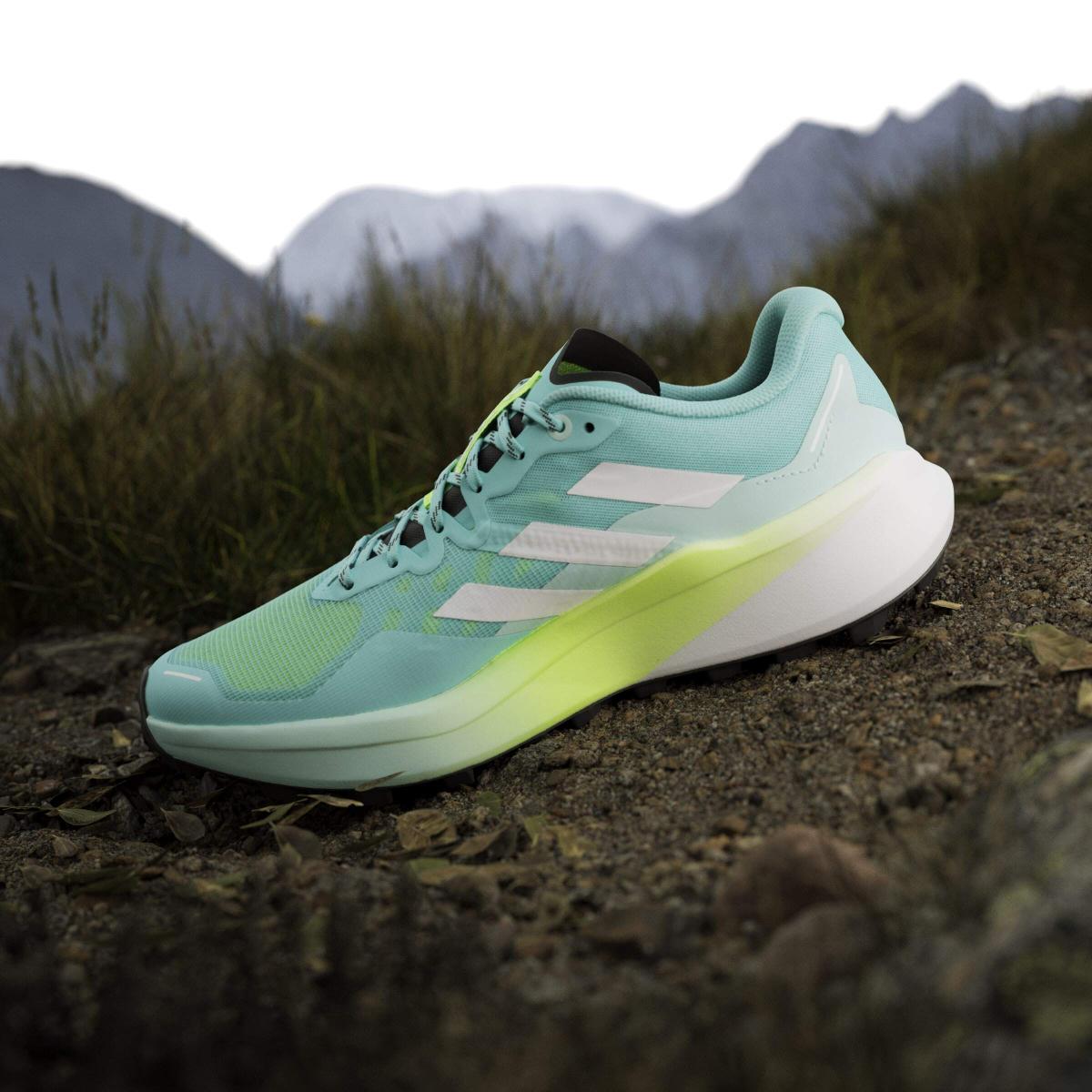product/a/d/adidas_hp3686_20_footwear_photography_heromrktng_view_7-nw091625.jpg