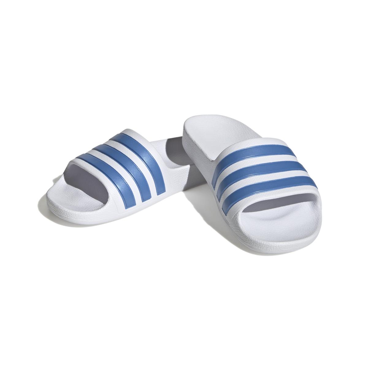 product/a/d/adidas_hp7603_6_footwear_photography_front_lateral_top_view_white.jpg