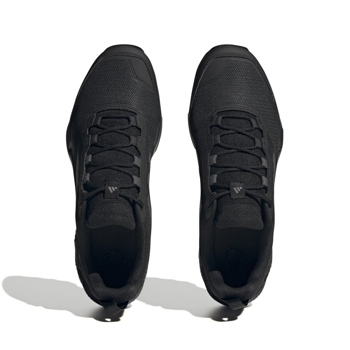 product/a/d/adidas_hp8606_3_footwear_photography_top_portrait_view_white_000.jpg