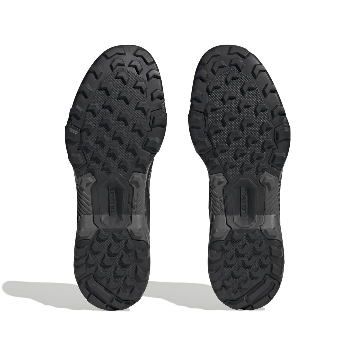 product/a/d/adidas_hp8606_4_footwear_photography_bottom_view_white_000.jpg