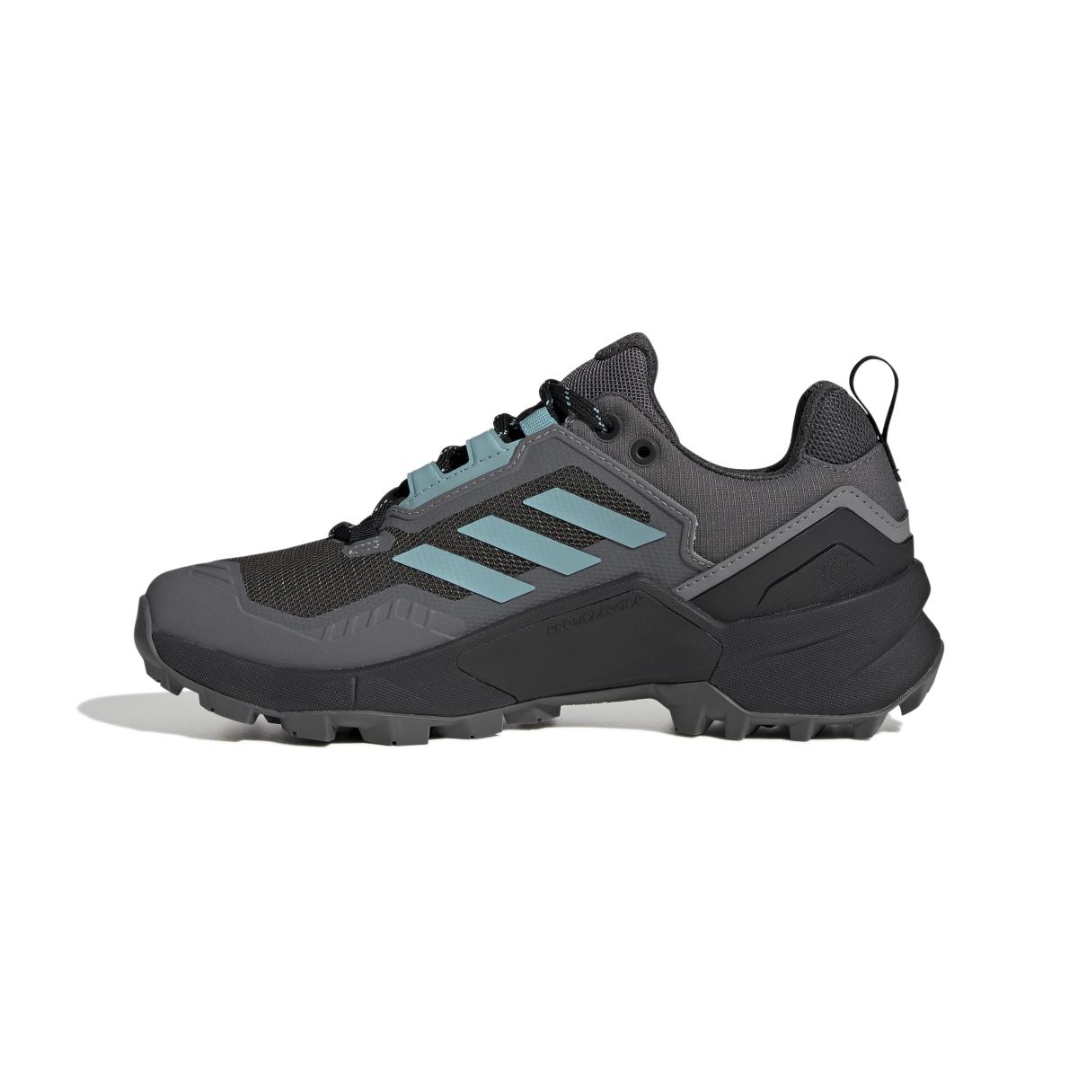 product/a/d/adidas_hp8716_5_footwear_photography_side_medial_center_view_white_000.jpg