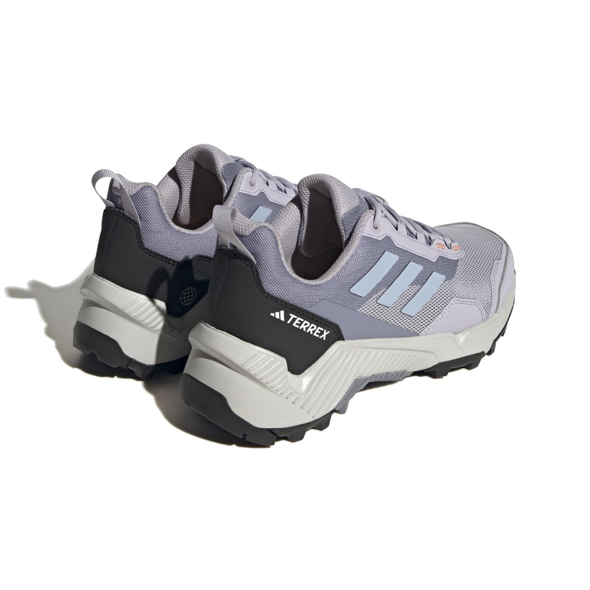 product/a/d/adidas_hq0937_7_footwear_photography_back_lateral_top_view_white_000.jpg