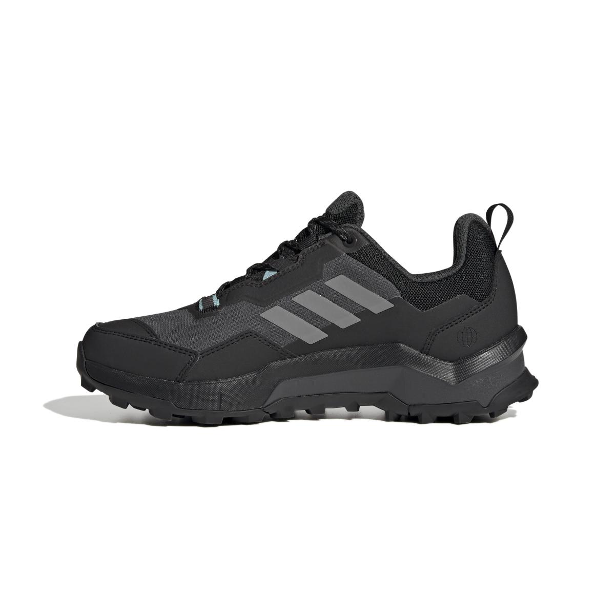 product/a/d/adidas_hq1051_5_footwear_photography_side_medial_center_view_white.jpg
