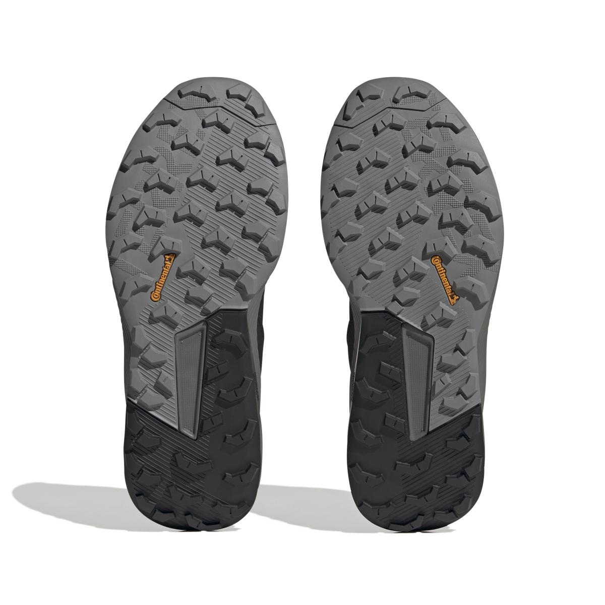 product/a/d/adidas_hq1238_4_footwear_photography_bottom_view_white_000.jpg