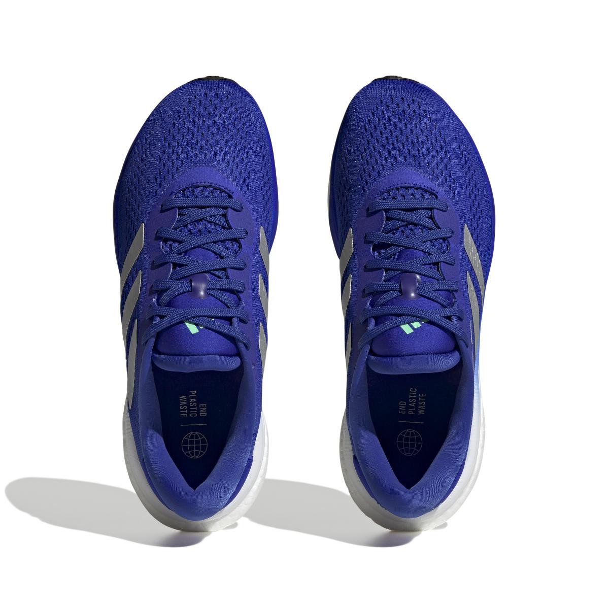 product/a/d/adidas_hq9938_3_footwear_photography_top_portrait_view_white_000.jpg