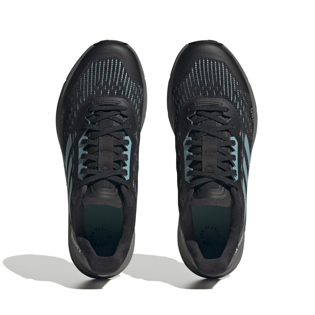product/a/d/adidas_hr1140_3_footwear_photography_top_portrait_view_white_000.jpg