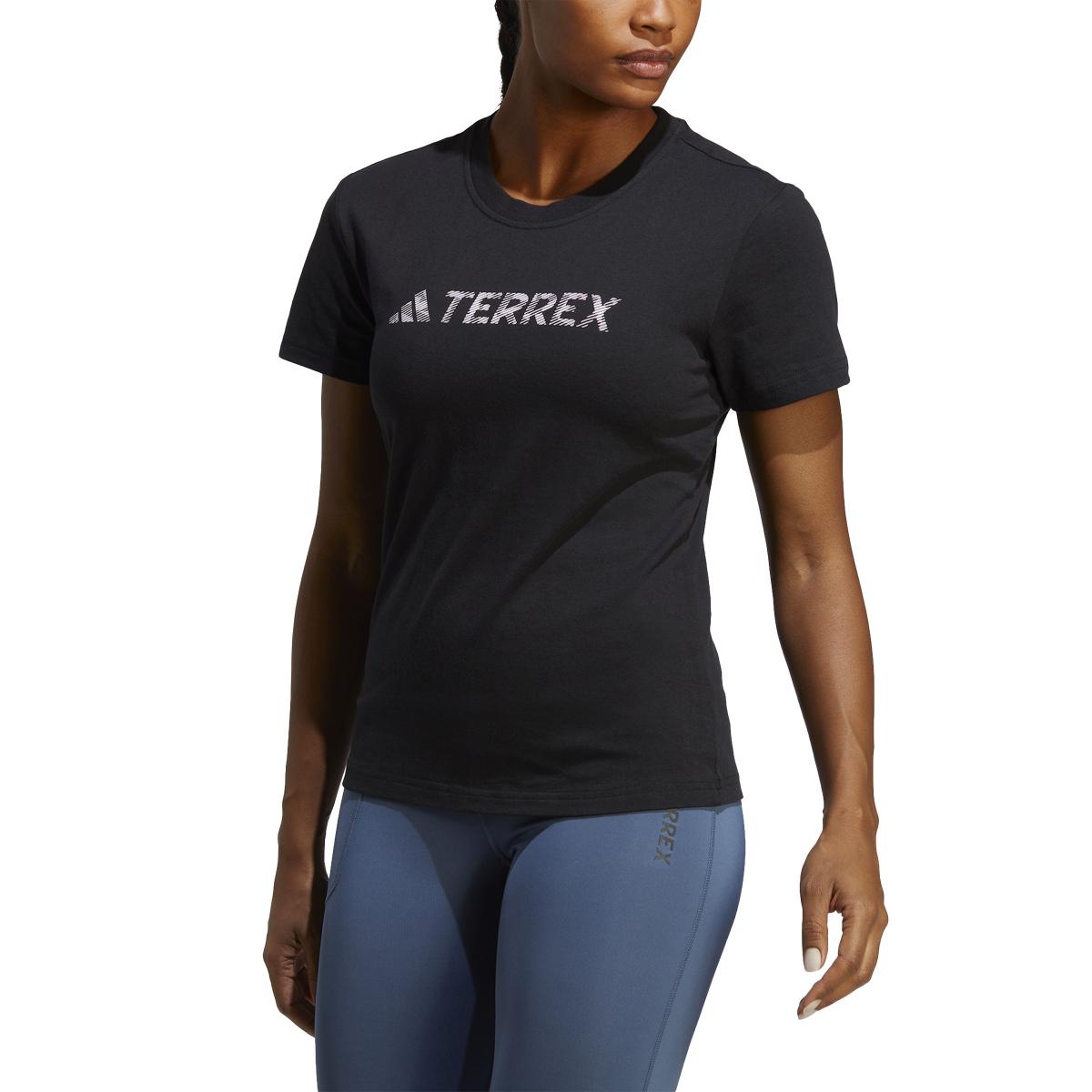 product/a/d/adidas_hz1392_4_apparel_on_model_front_view_white-nw032724.jpg
