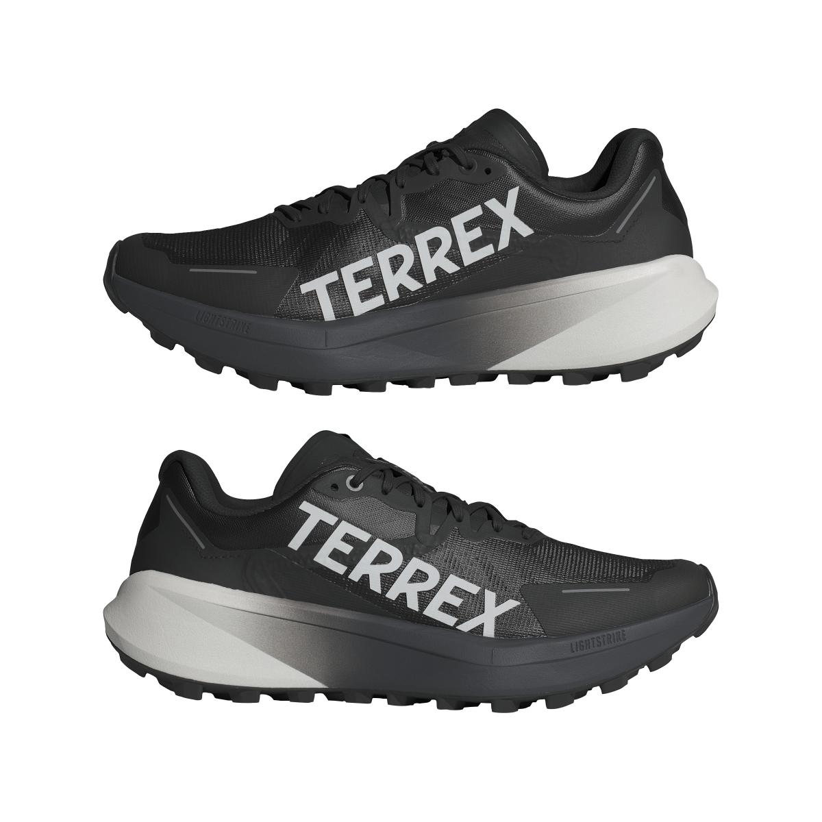 product/a/d/adidas_id0343_10_footwear_photography_mirrored_pair_view_white.jpg