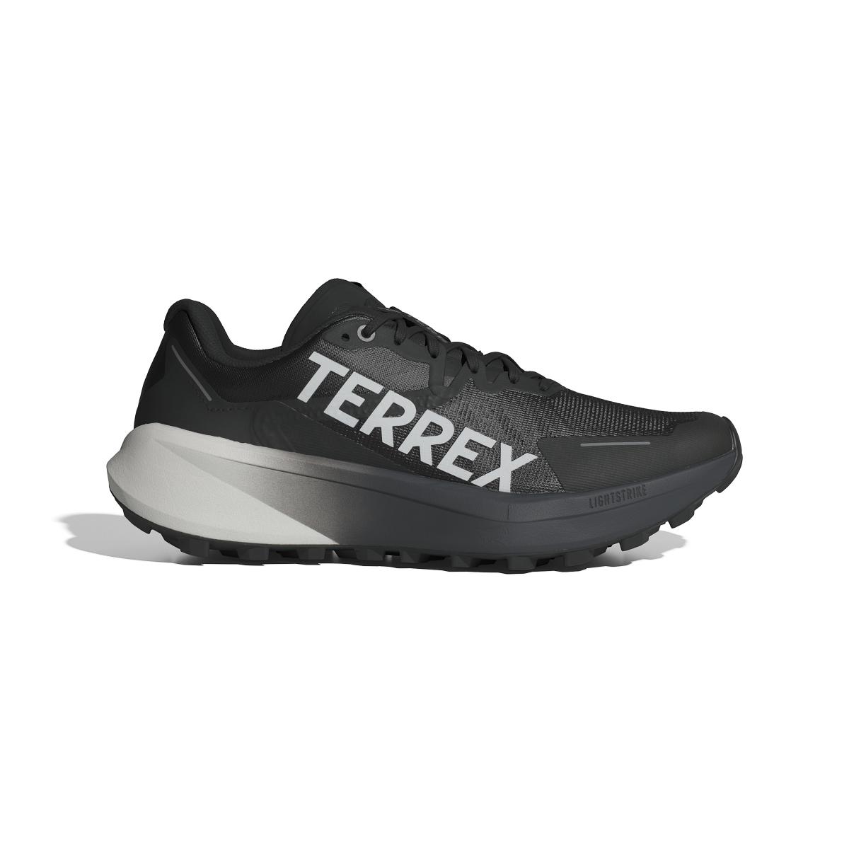 product/a/d/adidas_id0343_1_footwear_photography_side_lateral_center_view_white.jpg