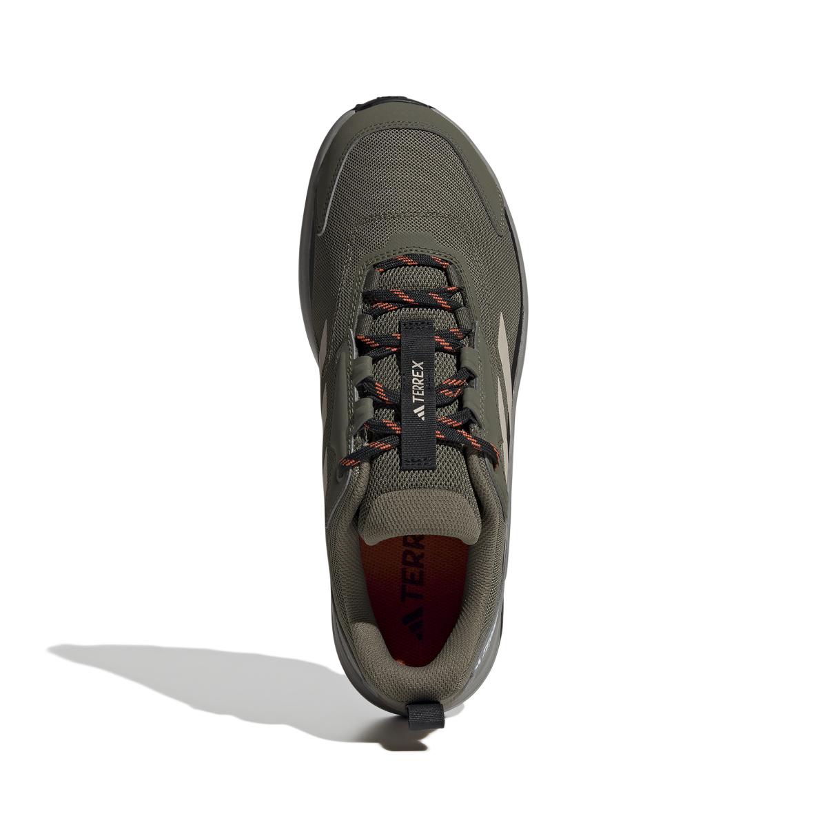 product/a/d/adidas_id0894_3_footwear_photography_top_portrait_view_white.jpg