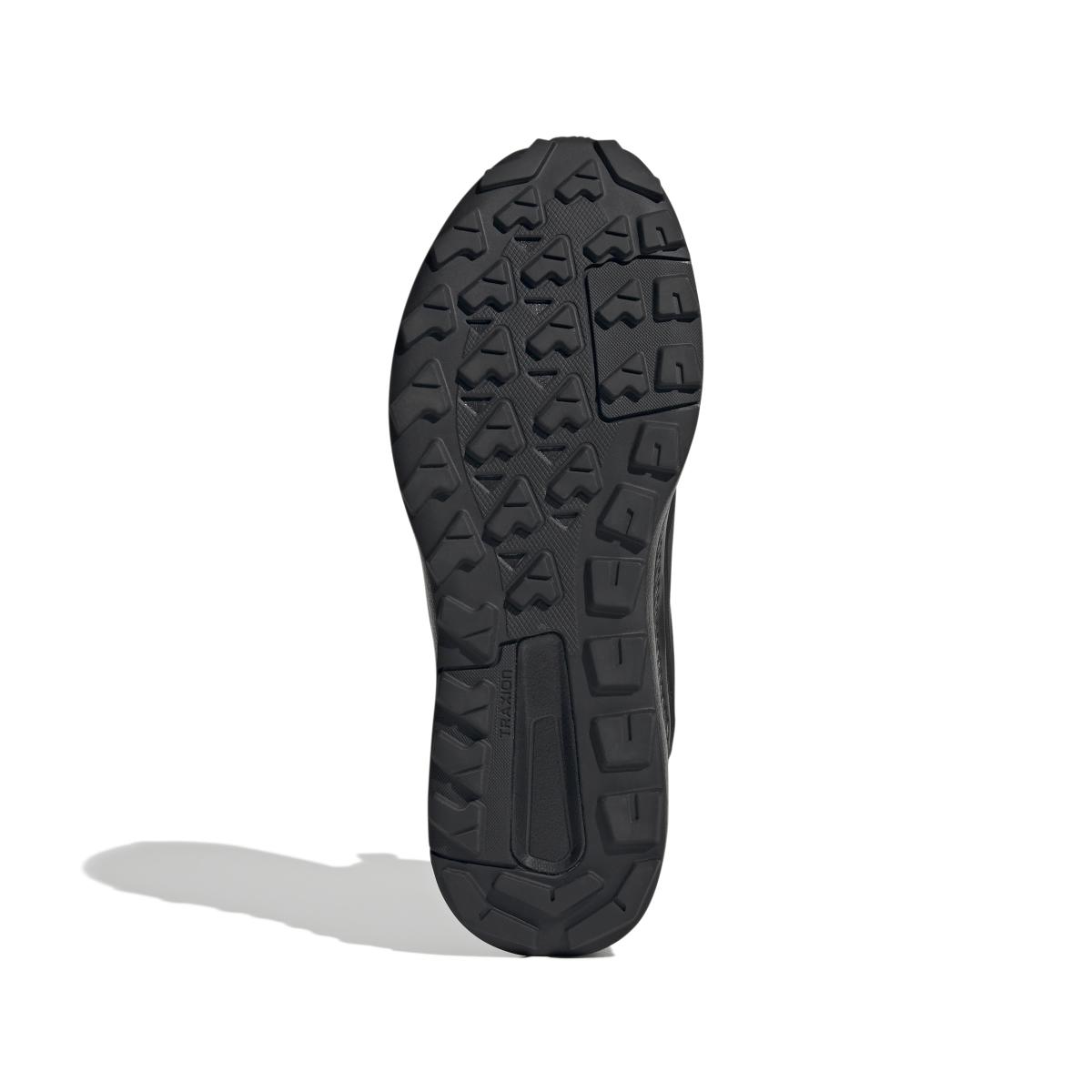 product/a/d/adidas_id0898_4_footwear_photography_bottom_view_white.jpg