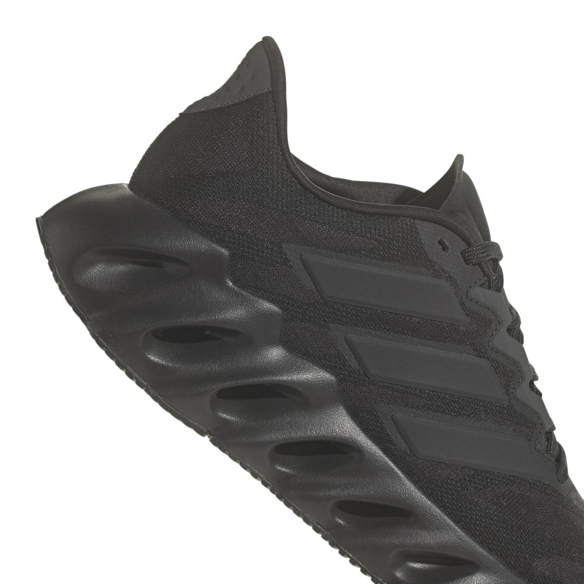 product/a/d/adidas_id1787_8_footwear_photography_detail_view_1_white_bv.jpg