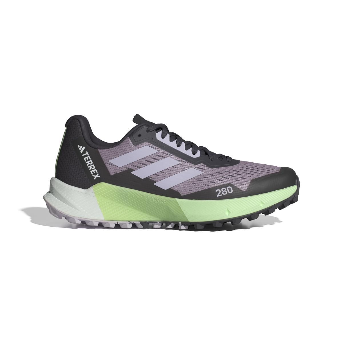 product/a/d/adidas_id2504_1_footwear_photography_side_lateral_center_view_white.jpg