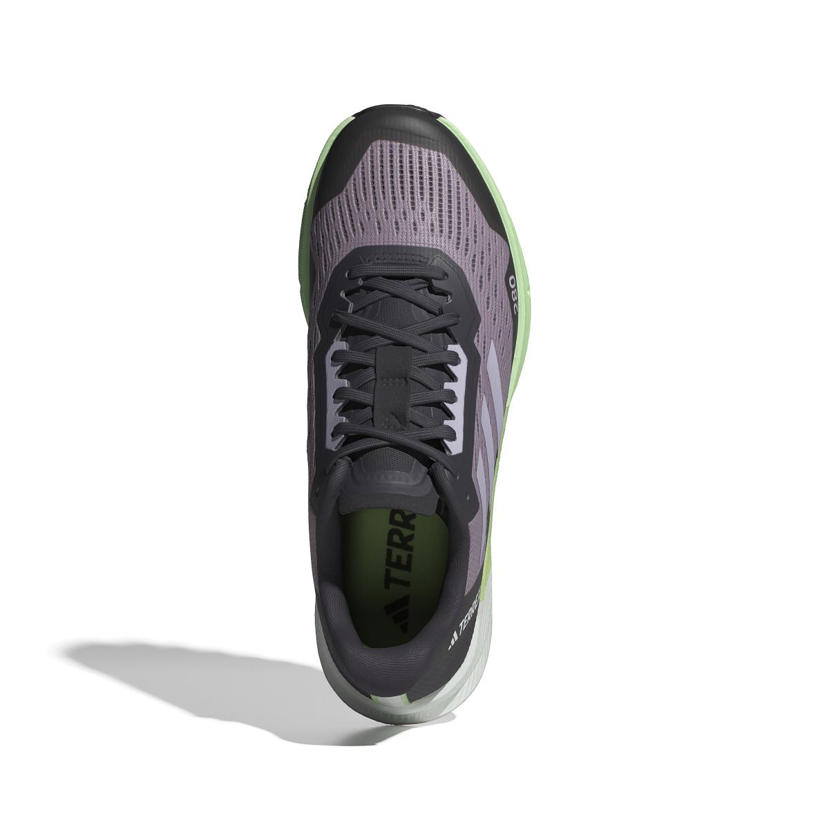product/a/d/adidas_id2504_3_footwear_photography_top_portrait_view_white.jpg