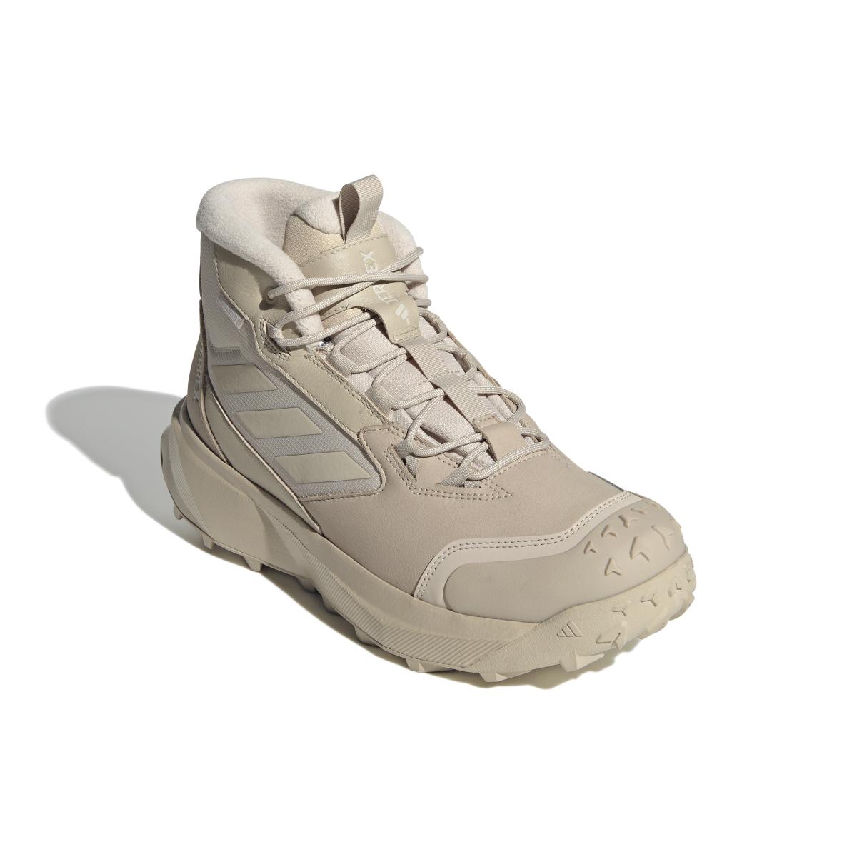 product/a/d/adidas_id3436_6_footwear_photography_front_lateral_top_view_white.jpg