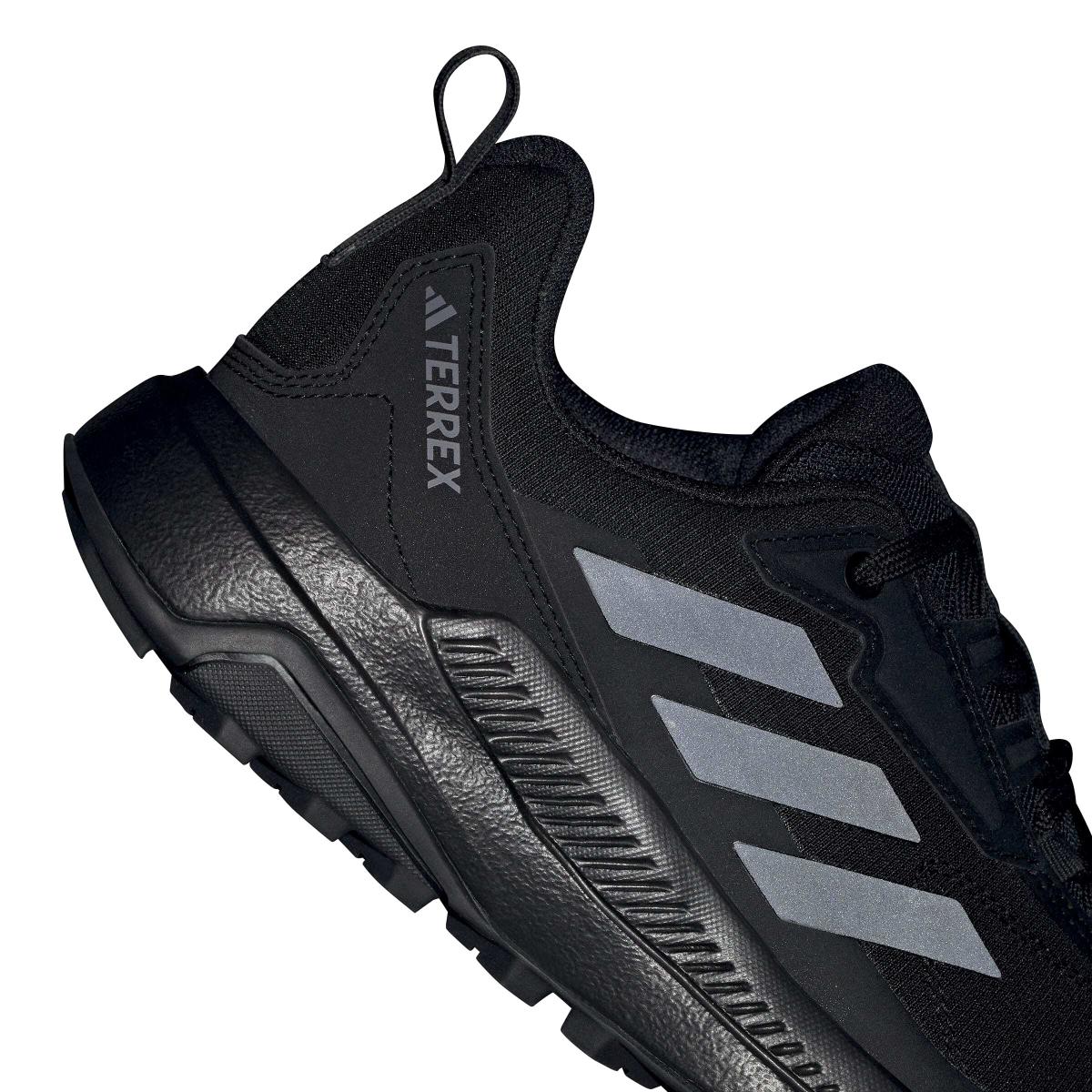 product/a/d/adidas_id3469_12_footwear_photography_reflective_detail_white-nw091625.jpg