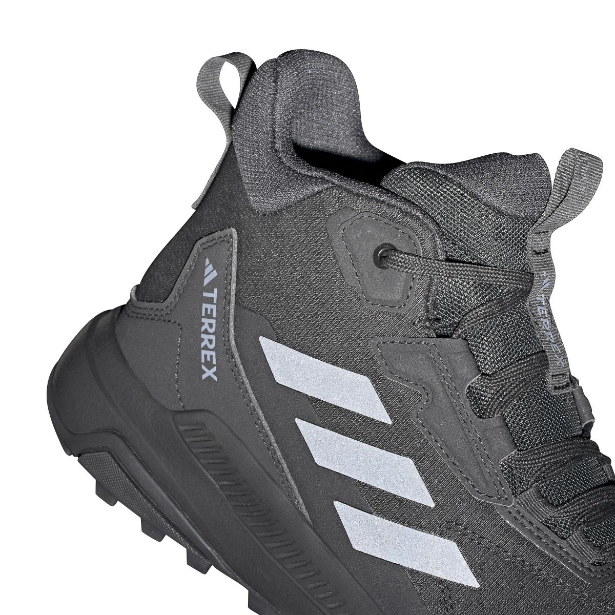 product/a/d/adidas_id3473_13_footwear_photography_reflective_detail_white.jpg