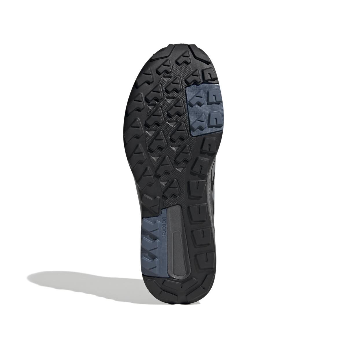 product/a/d/adidas_id5486_4_footwear_photography_bottom_view_white.jpg