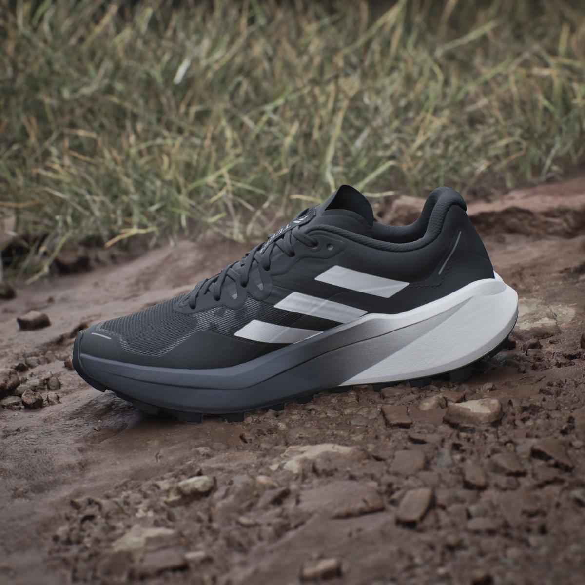 product/a/d/adidas_ie0813_20_footwear_photography_heromrktng_view_7.jpg