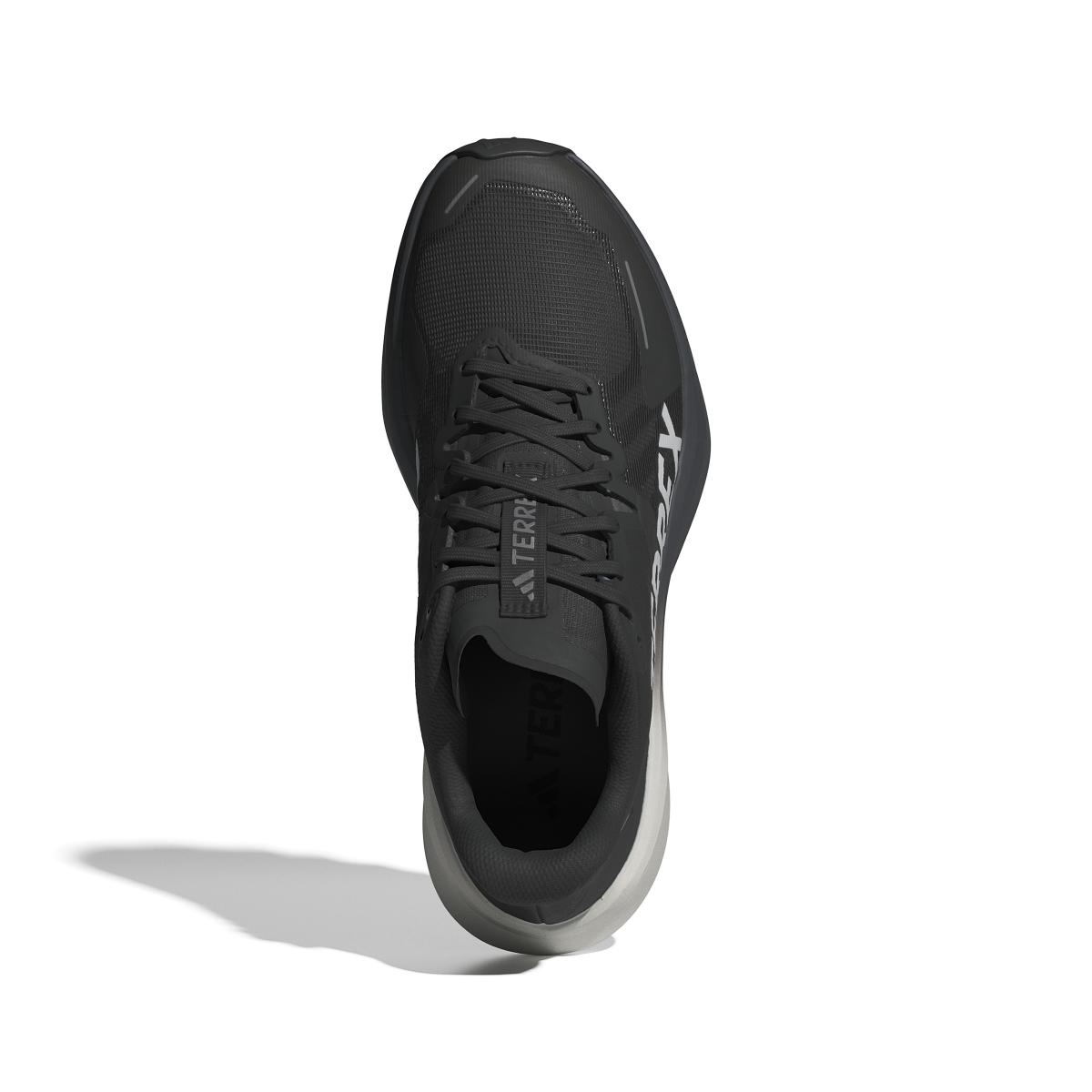 product/a/d/adidas_ie0813_3_footwear_photography_top_portrait_view_white.jpg