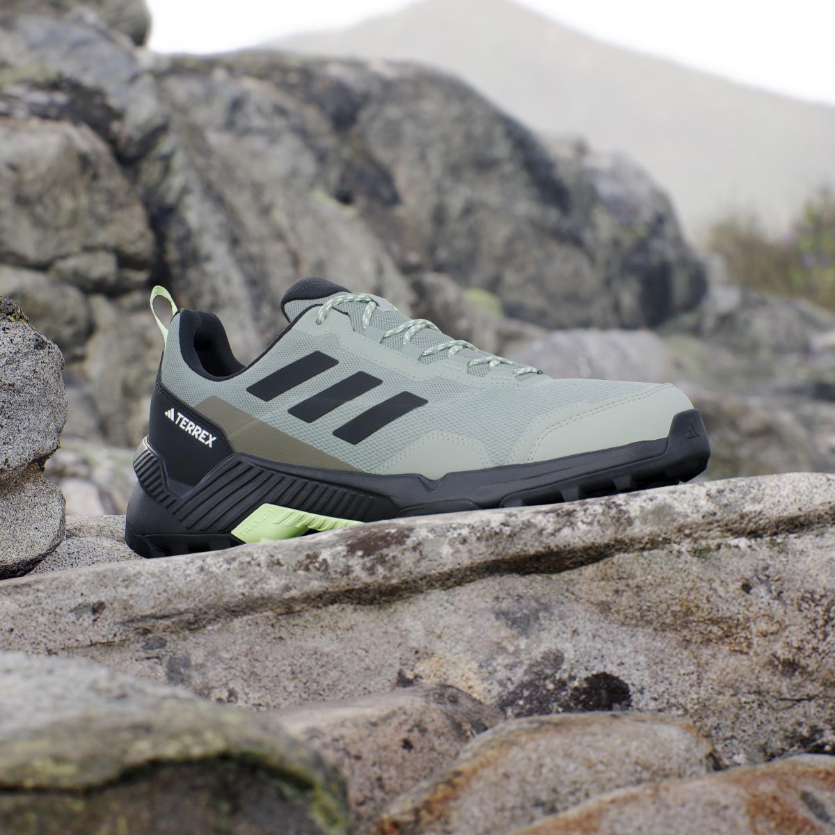 product/a/d/adidas_ie2591_14_footwear_photography_heromrktng_view_3-nw091625.jpg