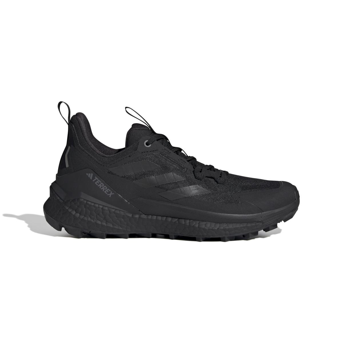 product/a/d/adidas_ie5110_1_footwear_photography_side_lateral_center_view_white.jpg