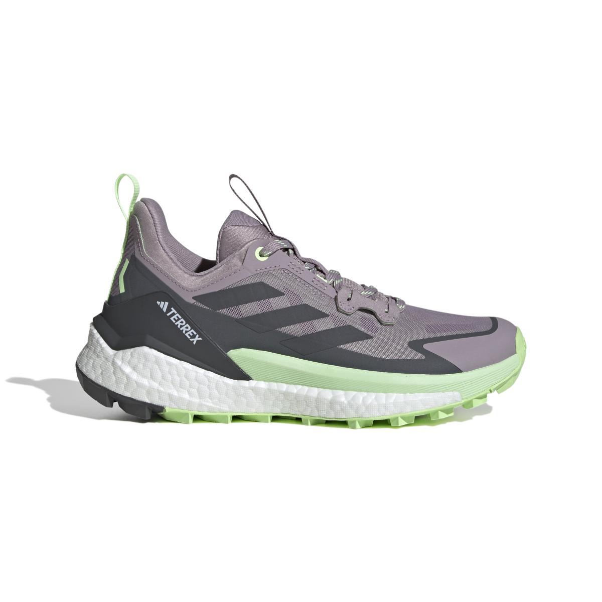 product/a/d/adidas_ie5123_1_footwear_photography_side_lateral_center_view_white.jpg