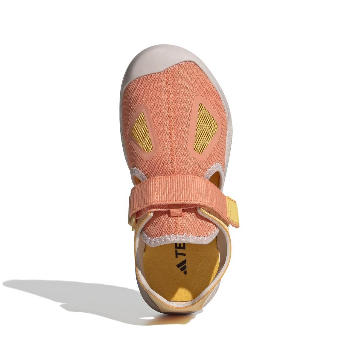 product/a/d/adidas_ie5140_3_footwear_photography_top_portrait_view_white.jpg