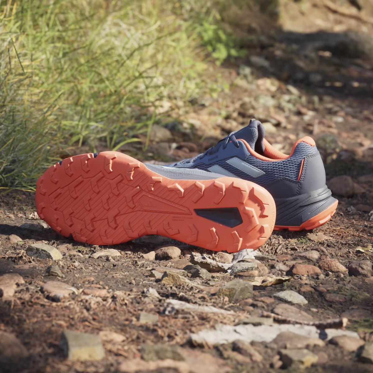 product/a/d/adidas_ie5908_17_footwear_photography_heromrktng_view_4_white-nw032224.jpg