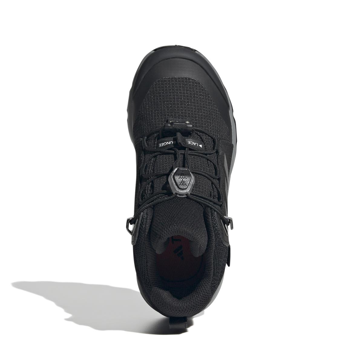product/a/d/adidas_ie6079_3_footwear_photography_top_portrait_view_white.jpg