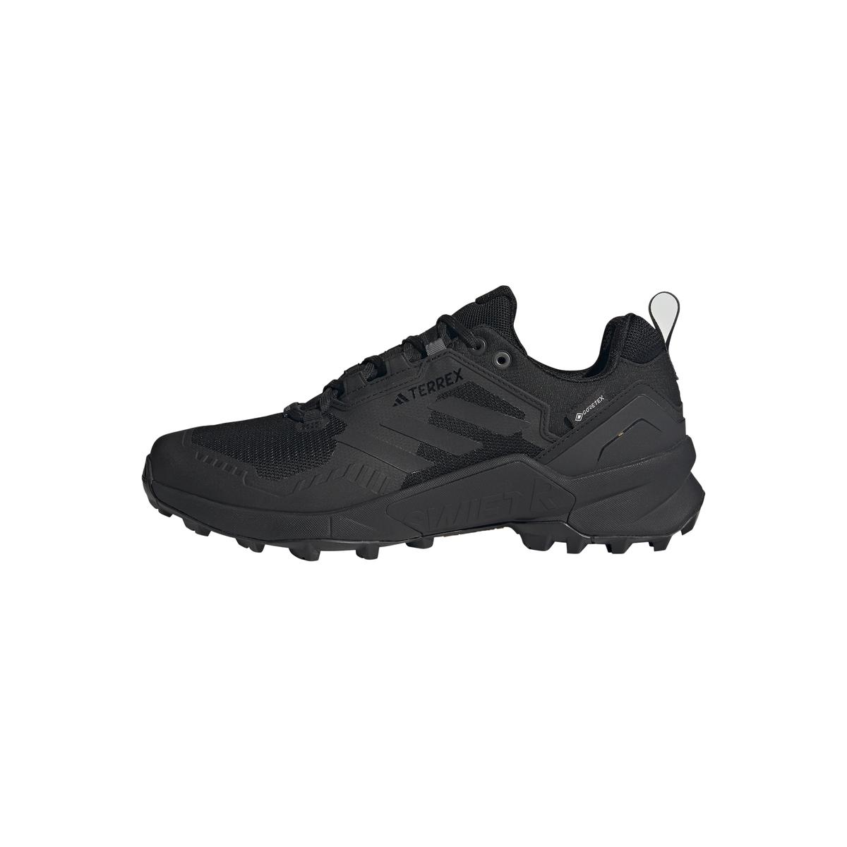 product/a/d/adidas_ie7634_16_footwear_photography_left_side_center_lateral_view_white.jpg