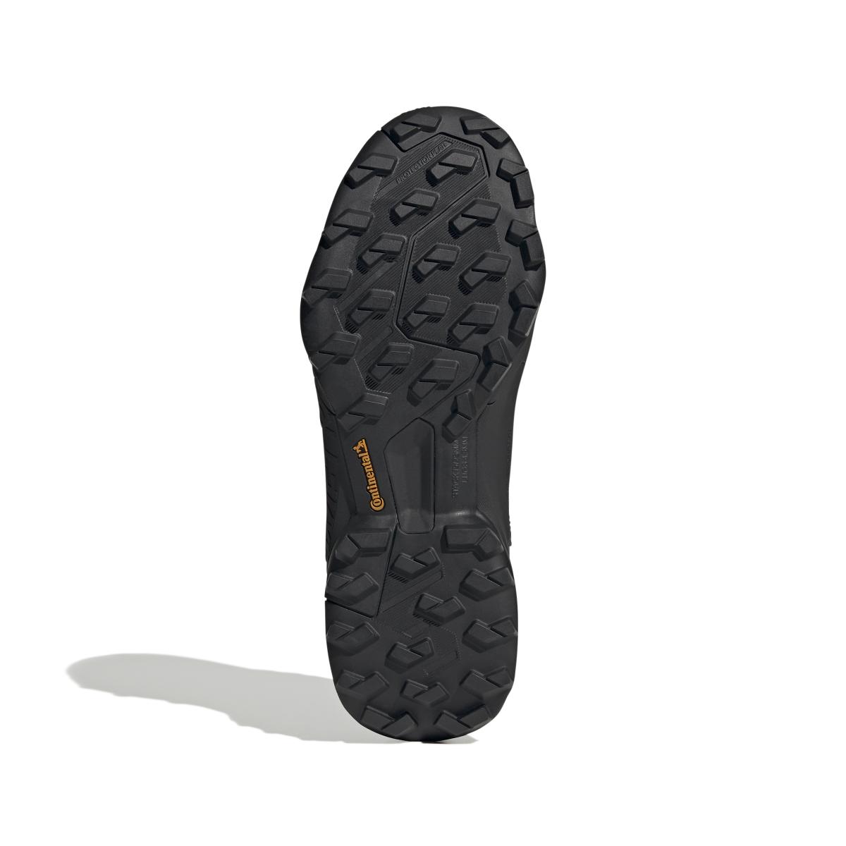product/a/d/adidas_ie7634_4_footwear_photography_bottom_view_white.jpg