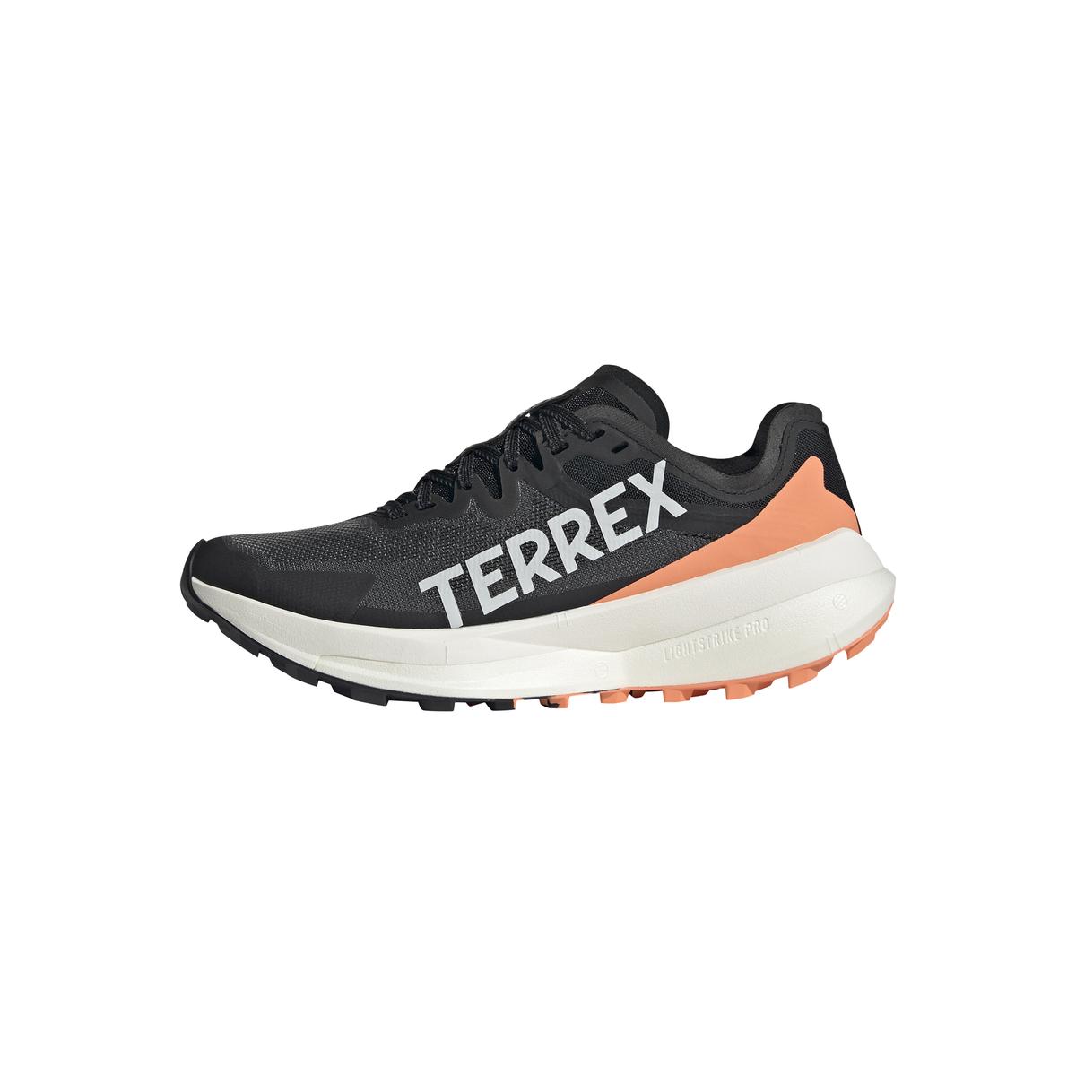product/a/d/adidas_ie7671_12_footwear_photography_left_side_center_lateral_view_white.jpg